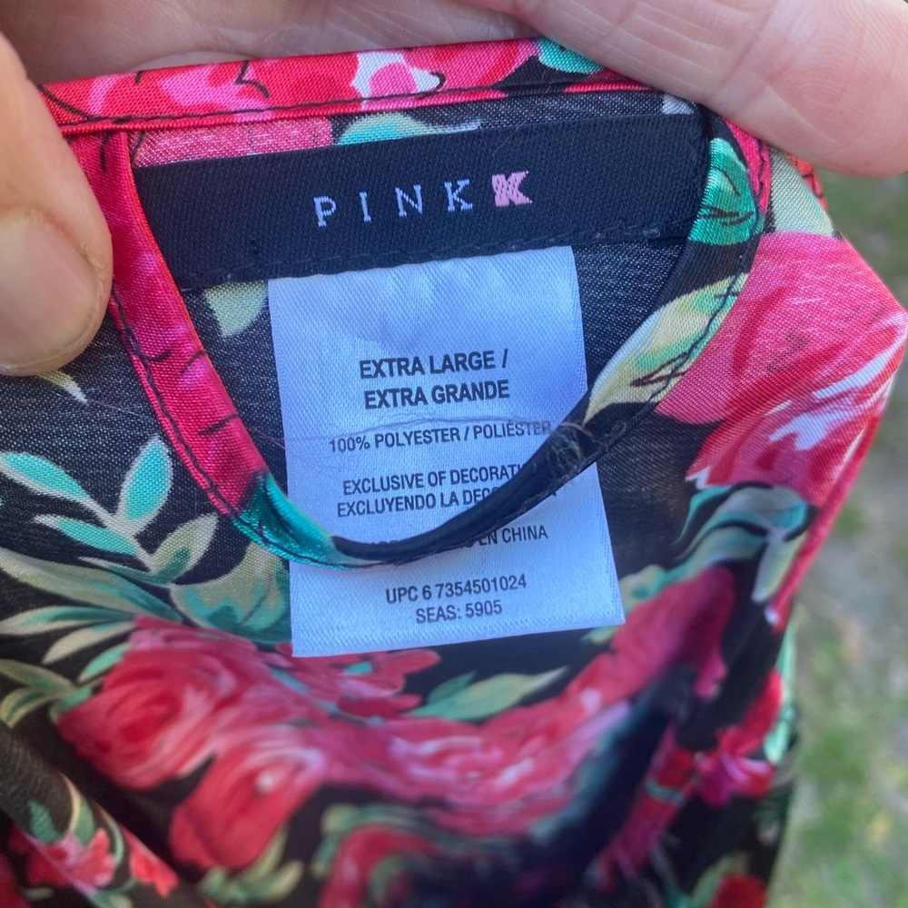 Pink Women’s Roses Floral Wrap Robe Size XL - Picture 8 of 8